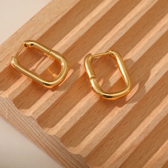 18k Gold Plated Titanium Handcrafted Earrings 1” - Picture 2 of 4